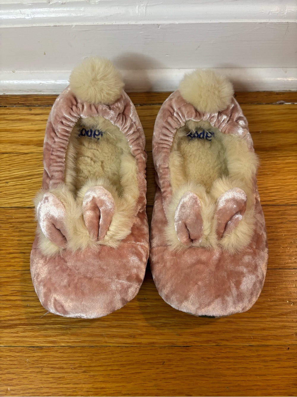 Mini Boden bunny slippers big kids size US 1.5 (UK 33)